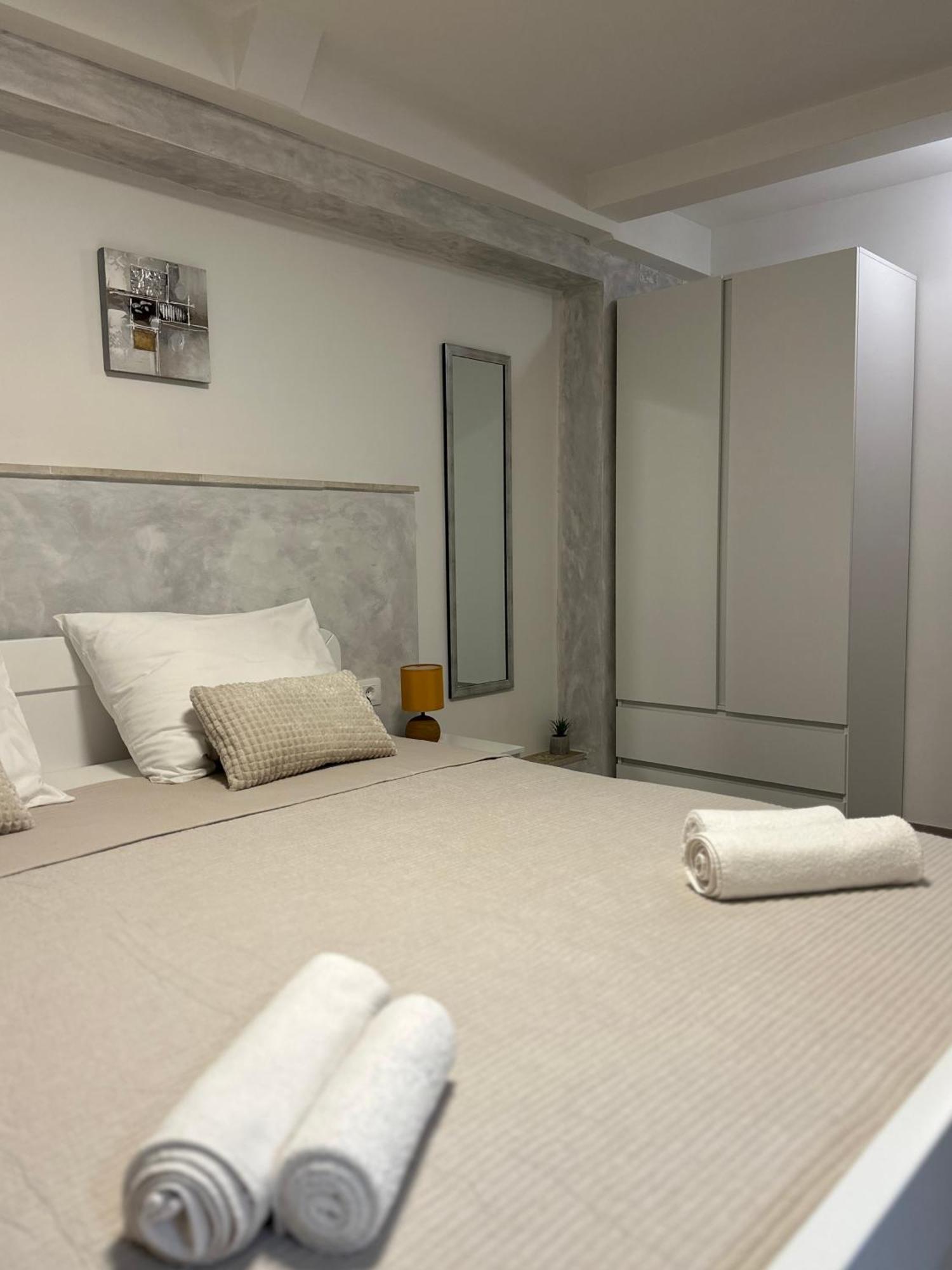 Apartment Bilic PUY Exterior foto